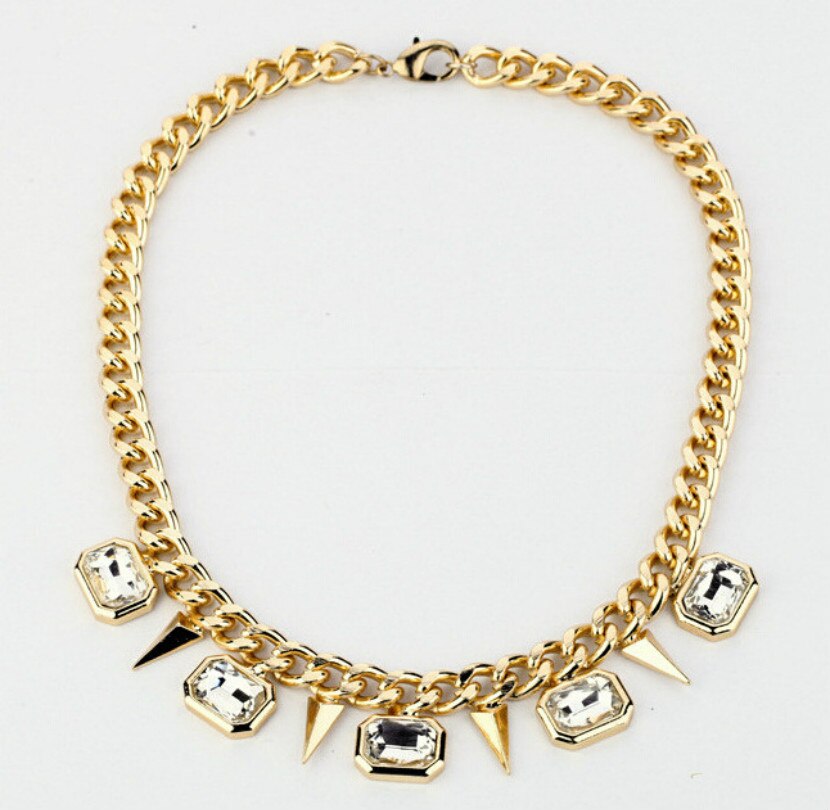 Jewelry Women's Elegant Necklace Bohemian Crystal Necklace Personality Exaggerated Studded Statement Short Necklace