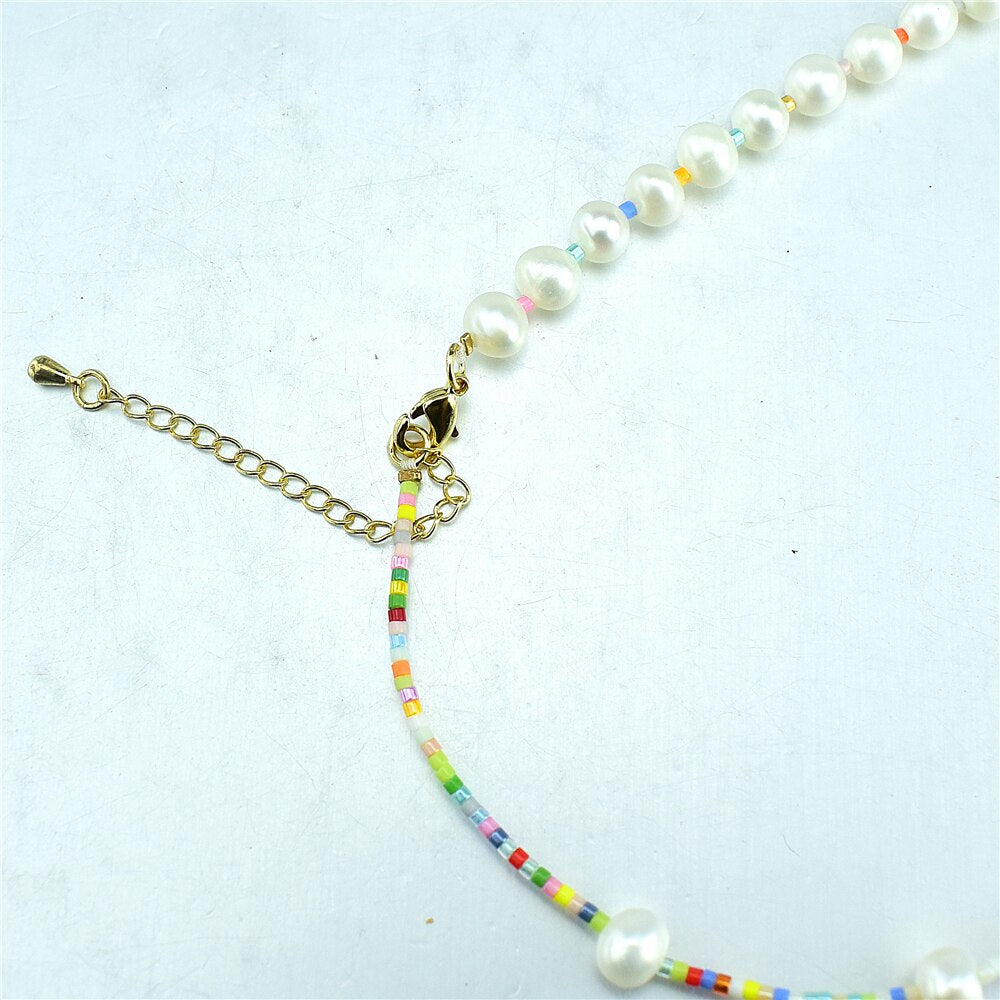 Ladies Gold Cord Lobster Clasp Necklace Natural Freshwater Pearl Necklace Engagement Banquet Jewelry