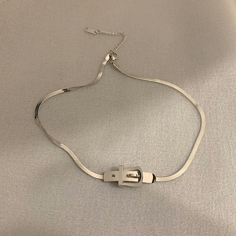 Metal Snake Clavicle Chain Niche French Romantic Style Necklaces For Women Vintage Bohemian Beach Jewelry Bijoux Femme