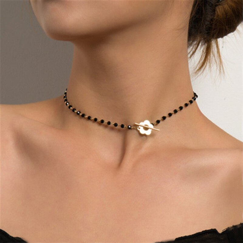 Minimalist Black Crystal Beaded Necklace Simple Hip-hop Flower OT Buckle Clavicle Chain Female Suitable For Party Dance