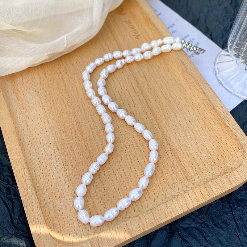 Natural Freshwater Pearl Necklace Women's French Style Elegant Temperament Clavicle Chain Beaded Choker Vintage Jewelry