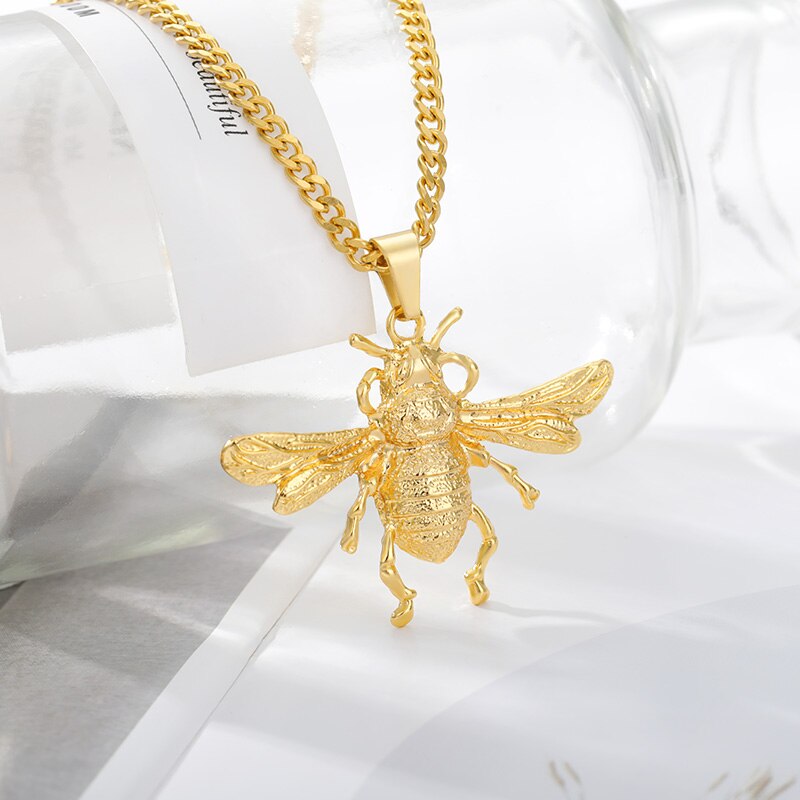 Cute Bee Necklace Men Gold Color Neck Chains HoneyBee Pendant Necklaces For Women Valentine's Day Gifts