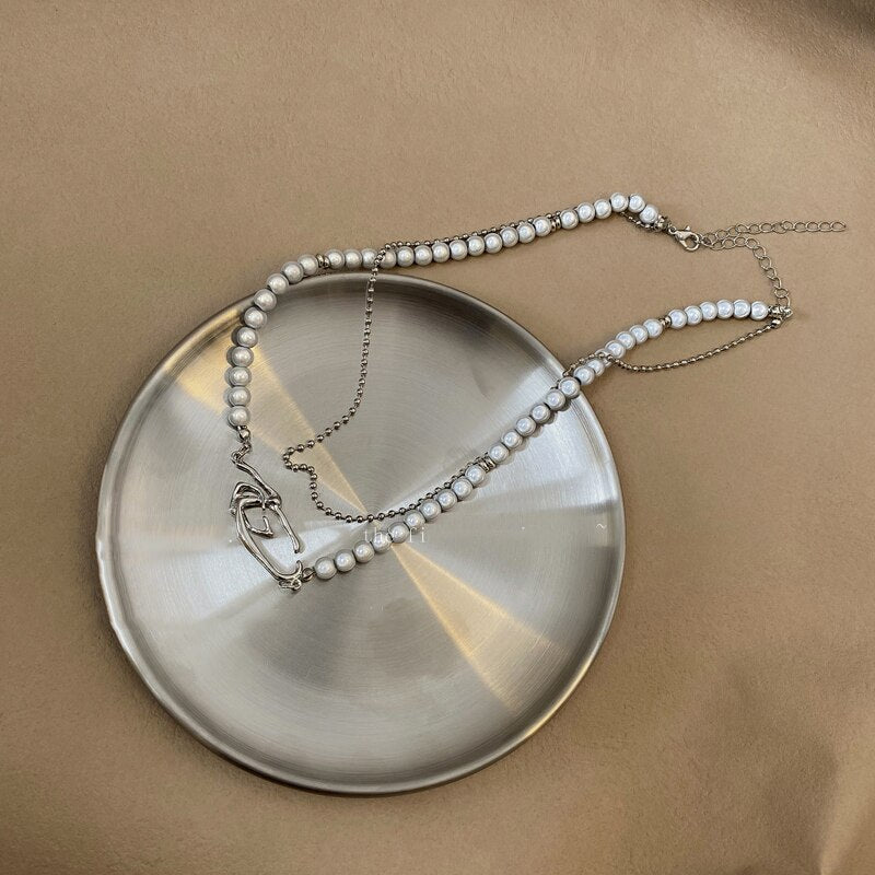 Night Reflect Necklaces Women Gothic Irregular Vintage Pearl Clavicle Chain Hip-Hop Personality Jewelry Prom Accessories