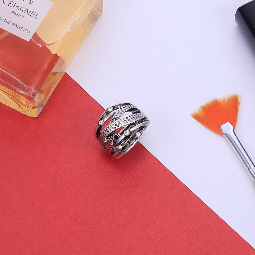 Retro Exaggerated Spirit Rings for Women Men Personality Punk Wind Nightclub Adjustable Size Ring Jewelry Gift