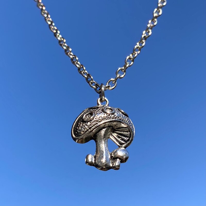 Statement Magic Mushroom Pendant Necklace For Women Bead Chain Choker Jewelry Punk Goth Gothic Wicca Accessories