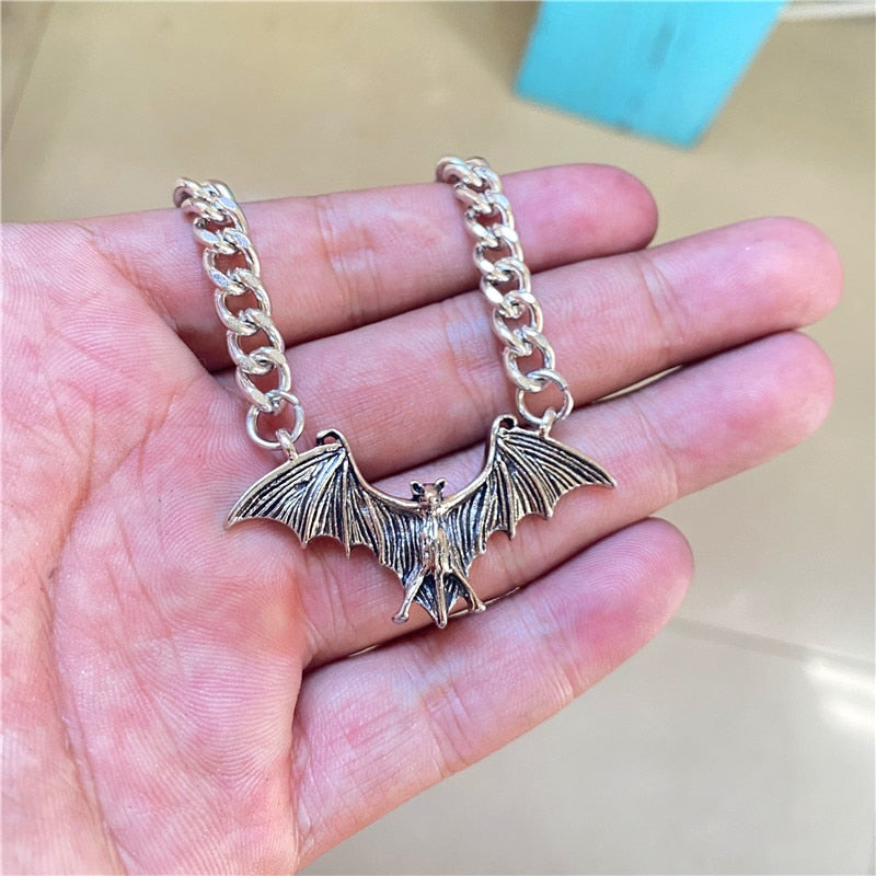 Vintage Punk Gothic Bat Chain Necklace For Women Animals Choker Halloween Collar Hip Hop Girls Jewelry Gift