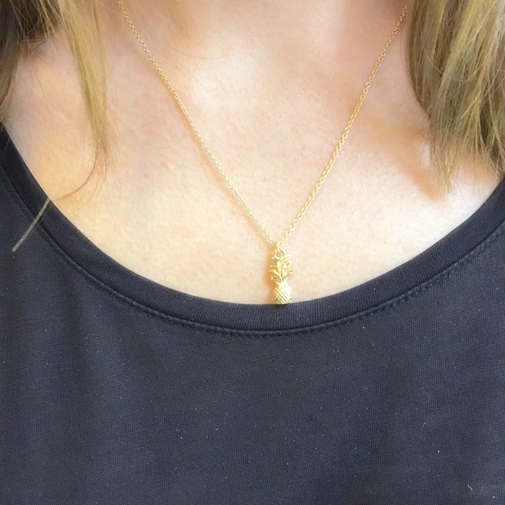 Women Pineapple Pendant Necklace Vintage Fruit Cute Choker Link Chain Necklaces Jewelry Accessories Girls Gift