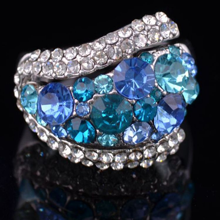 Fashion jewelry European 925 Sterling silver RING RING heart Crystal from Swarovski Simple Temperament Wild Anti-allergic