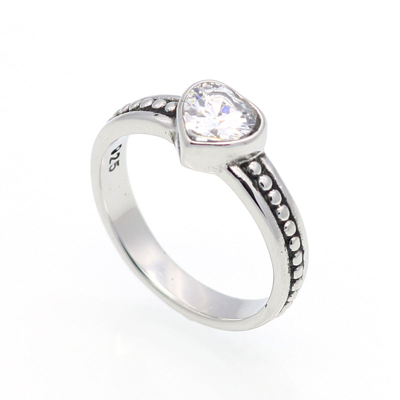 Fashion jewelry European stainless steel Carved RING RING Female Crystal from Swarovski Simple Woman Christmas gift