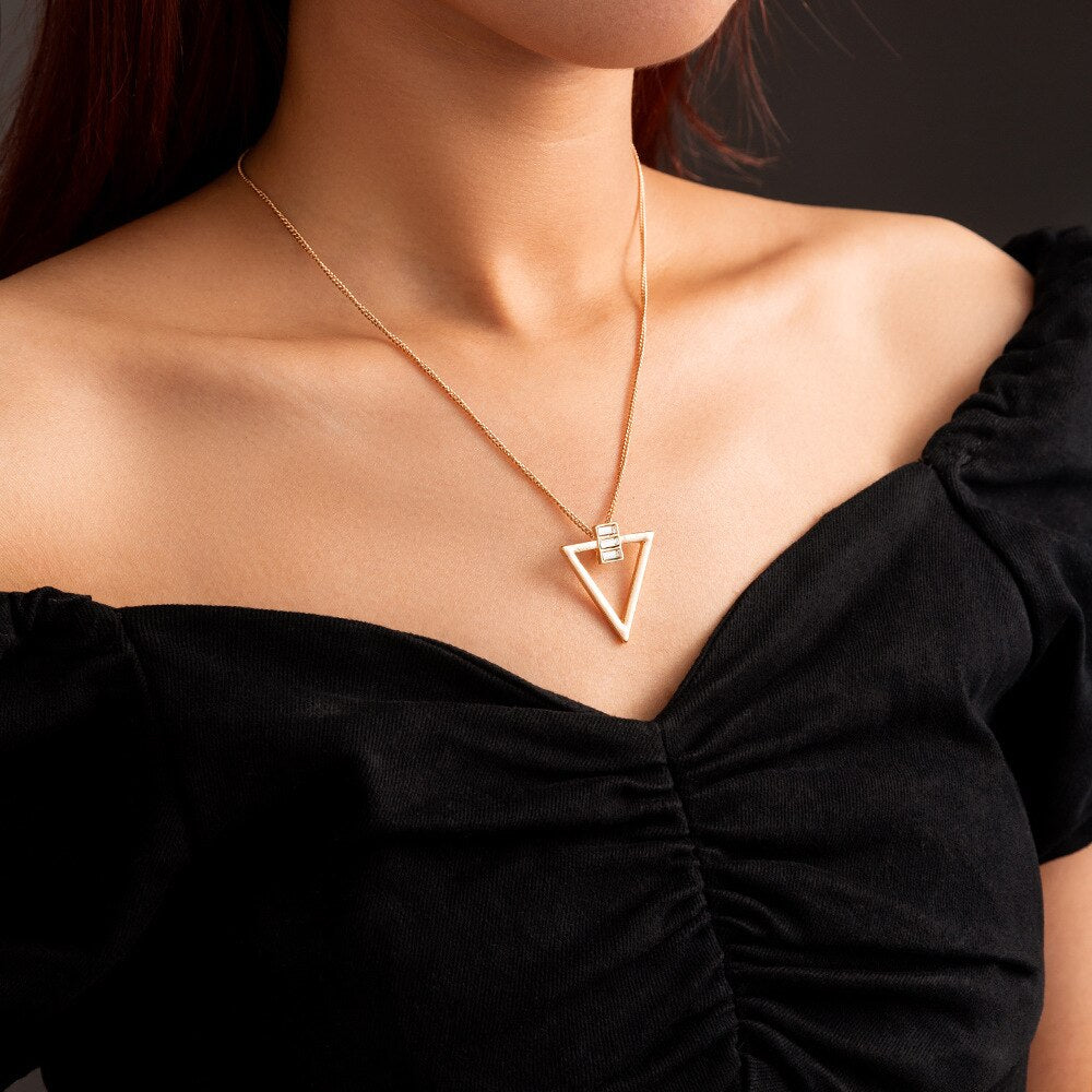metal necklace retro wild crystal geometric triangle pendant clavicle chain sale