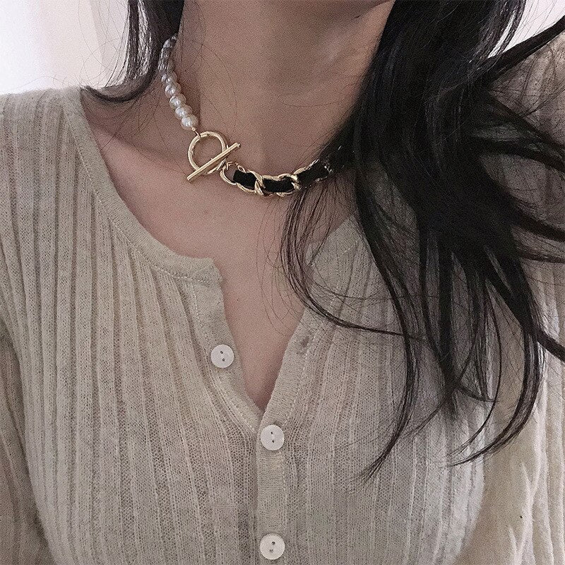 retro leather chain pearl OT buckle necklace female simple personality temperament clavicle chain stitching necklace