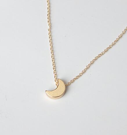 Fashion simple thick moon pendant necklace  4ND114