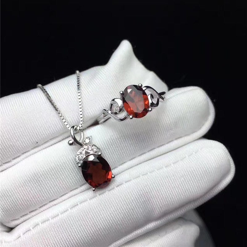 Fine Jewelry 925 Silver Sets For Women Natural Garnet Red Oval Gemstone Ring Necklaces Pendants Wedding Vintage Bijoux CCS003-2