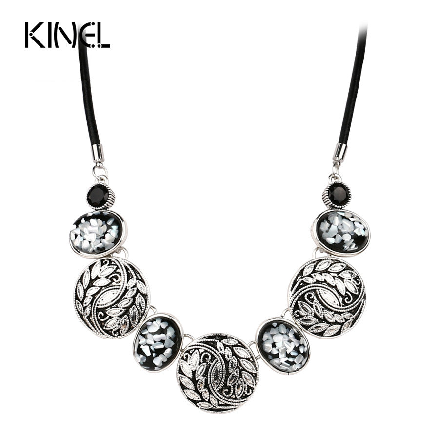 Fine Jewelry Shells Resin Boho Flower Necklace Women Color Silver Leather Chain Accessories Wholesale