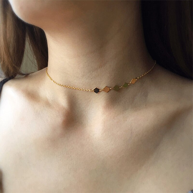 Fishbone Simplicity  Chokers Women Classic Necklaces In  Spangle Chokers Necklace Gifts XL827