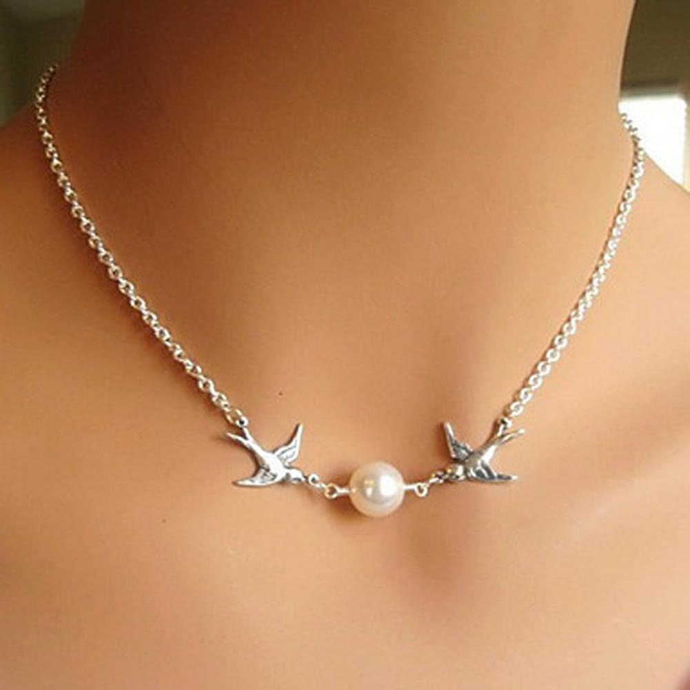 Flying Pair Of Lovebirds Simple Elegant Simulated Pearl Necklace Cute Short Choker