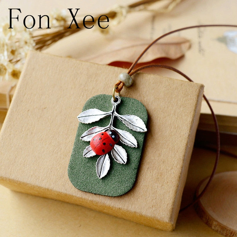 Cute Ladybug on Silver Color Leaf Large Green PU Leather Necklace Long Necklaces Pendants Creative Insect Jewellery F004