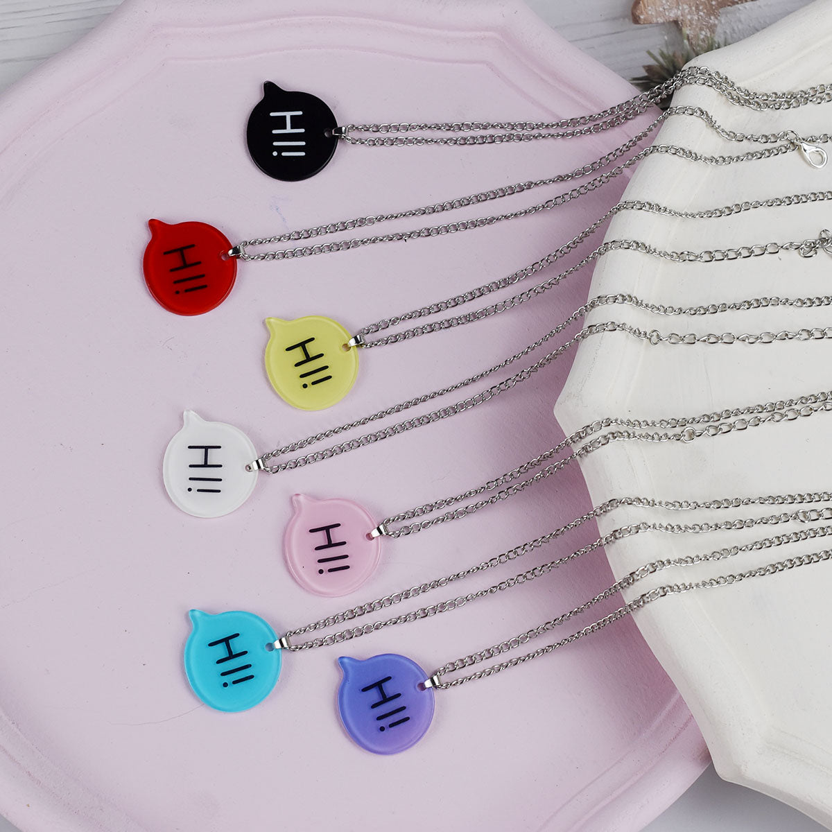 Makaron Hi Letters Women's Neck Chain Black Couple Pendant Jewelry Choker Festival Gift For Girlfriends Cool Stuff