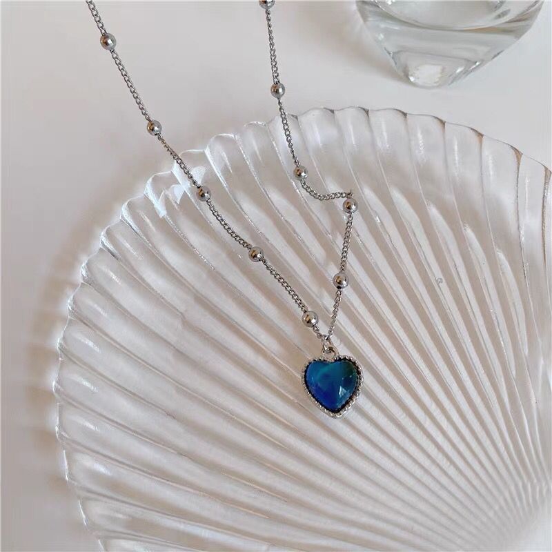 French Discolored Love Heart Pendant Necklace for Women Beaded Chain Choker Necklaces Accessories