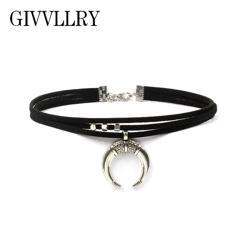 GIVVLLRY Punk Moon Necklace for Women Vintage Spanish Bull Horn Crescent Chocker 3 Layers Black Velvet Choker Necklace