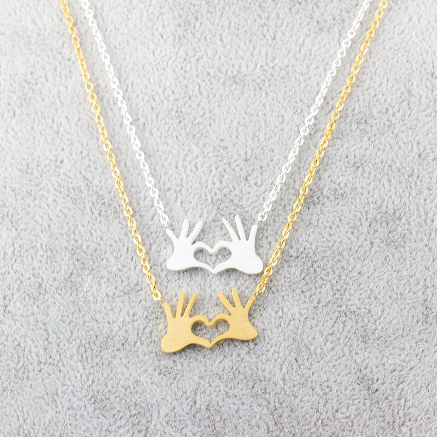 Stainless Steel Chain Jewelry Double Hand Love Heart Necklaces Pendants for Women Gold Statement Necklace 2020