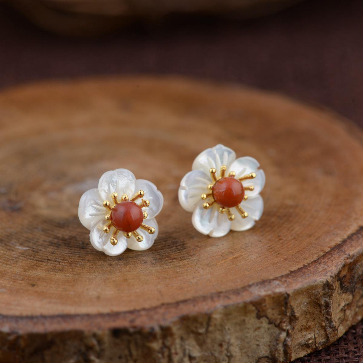 GQTORCH 925 Sterling Silver Simple Elegant 18k Gold Plated Earrings Shell Flower Inlaid Natural Lapis Red Onyx And Turquoise