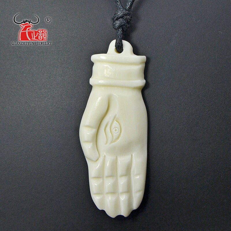 GX045 Primitive totem yak bone amulet jewelry handmade-carved Hand of God pendant hand of Fatima necklace Hamsa Choker