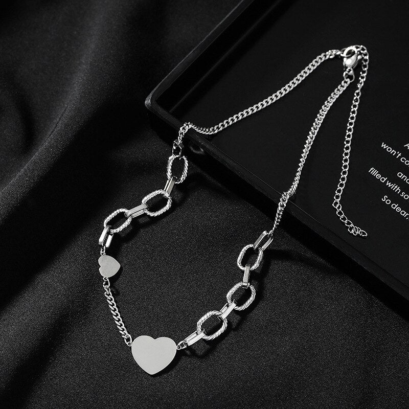 Girafe 2021 Punk Multilayered Cross Lock Pendant Necklace For Women Steel Color Portrait Coin Chain Choker Necklaces Jewelry