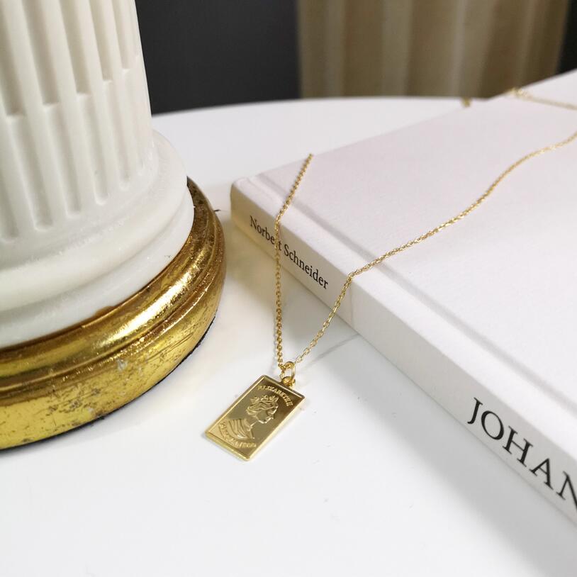 Gold Color 925 Sterling Silver Elizabeth Avatar Square Statement Pendants Necklace Women Charms Choker Fashion Fine Jewelry