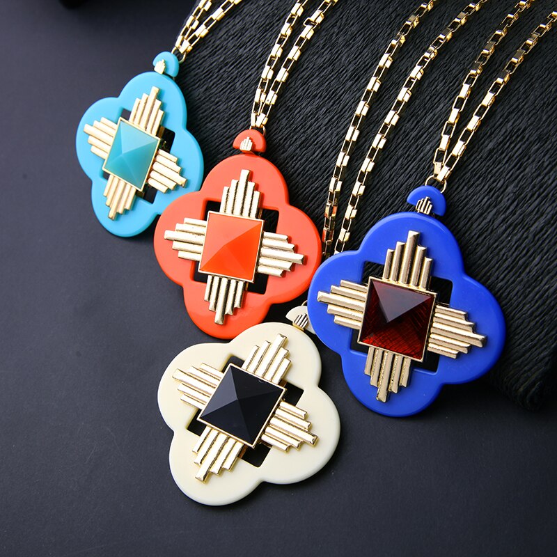 Gold Color Chain Women Necklace Colorful Flower Pendant European Necklace For Winter Sweater