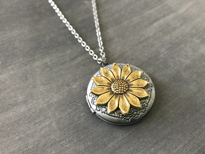 Gold Sunflower Locket Vintage Style Wedding Bridesmaid Gift Boho Necklace Woodland Locket Keepsake Locket Bohemian Jewelry