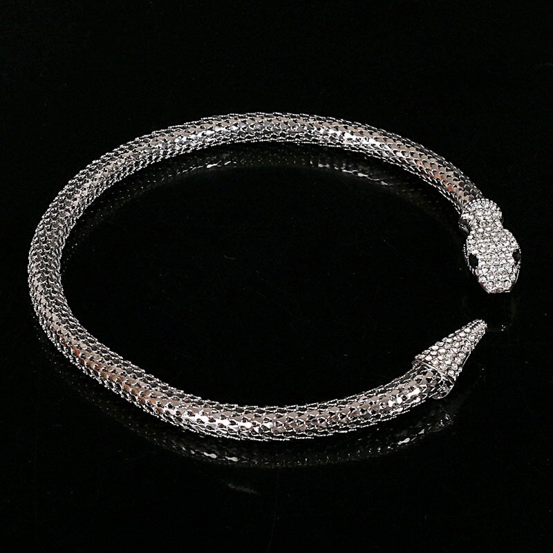 Gold-color and Silver Plated Snake Necklace Choker Women Collier Femme Bijoux Black Gun Crystal Choker Necklaces