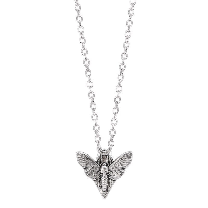 Gothic Skull Moth Layered Necklace Vintage Women Simple Wiccan Death Moth Jewelry Butterfly Insect Pendant Punk Necklace