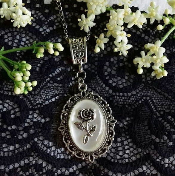Gothic Victorian Small Rose White Cameo Necklace. Nu Goth Jewelry. Romantic Gothic Necklace,Victorian Gothic Necklace