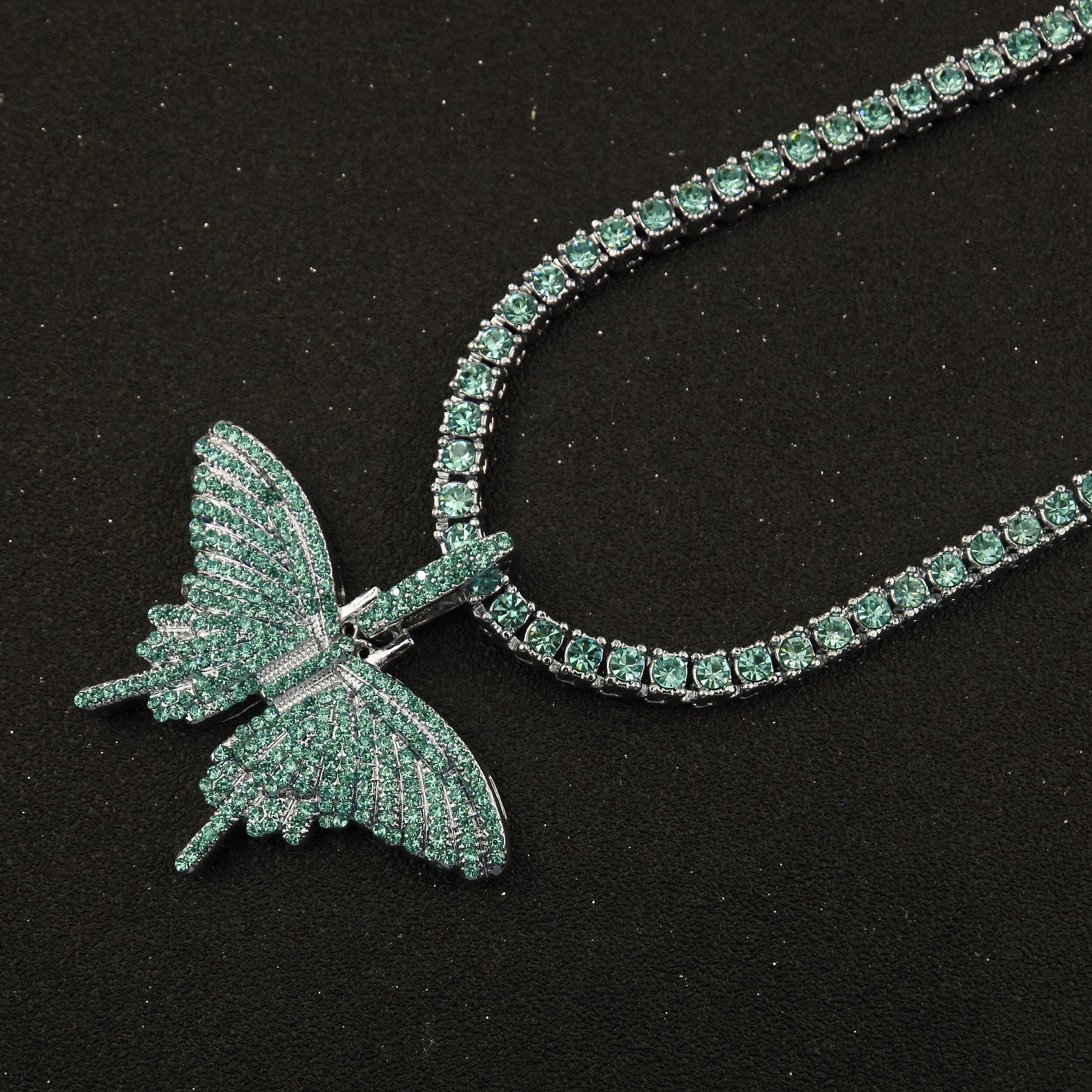 Green Crystal Butterfly Pendant 1 Row Tennis Chain Pink Charm Hip Hop Women's Necklace Men's Blue Silver Color Iced Out Jewelry
