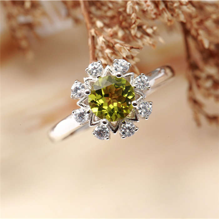 HENGYU Peridot Ring 925 Sterling Silver Jewelry Ladies Engagement Wedding Bands for Women Rings Luxury Ringen J0004