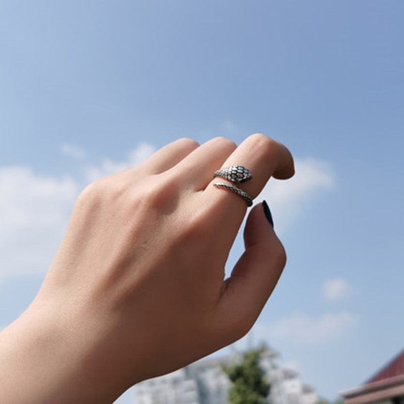 HUANZHI 2021 Hip Hop Metal Adjustable Gold Silver Color Snake Multifunctional Necklace for Women Girls Party Jewellery