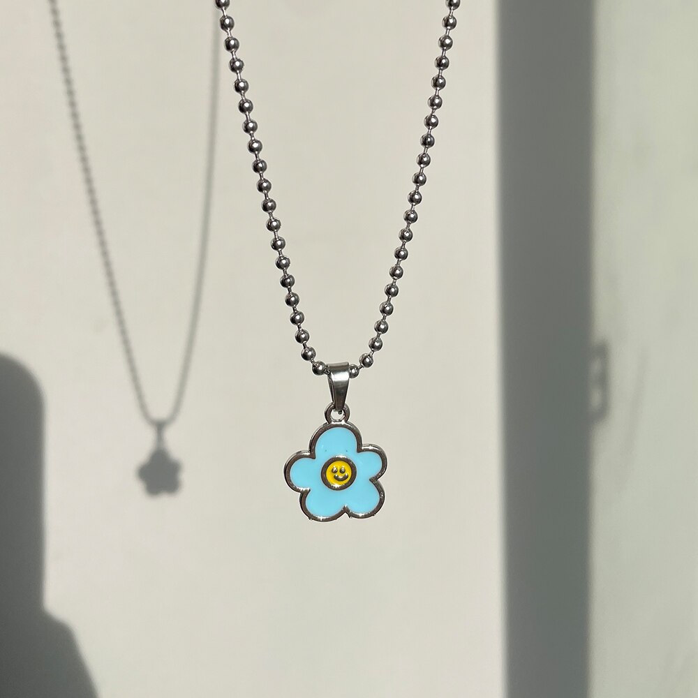 HUANZHI 2022 Colorful Star Butterfly Bear Necklace Titanium Steel Pendants Metal Necklaces for Women Unisex Jewelry Accessories
