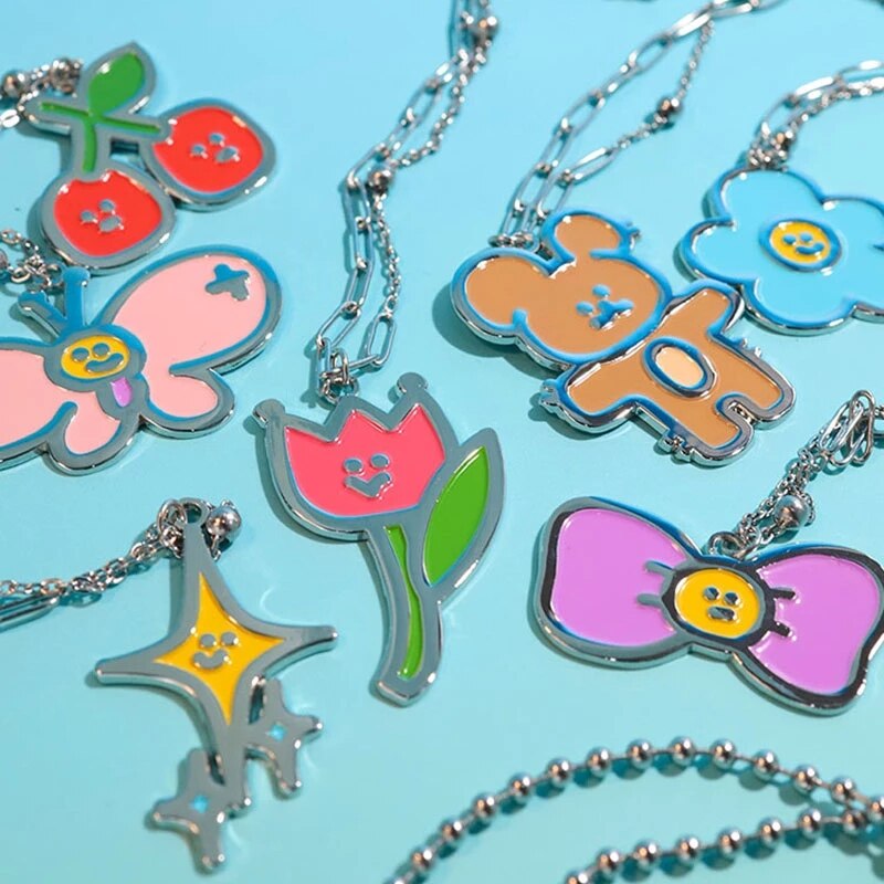 HUANZHI 2022 Colorful Star Butterfly Bear Necklace Titanium Steel Pendants Metal Necklaces for Women Unisex Jewelry Accessories