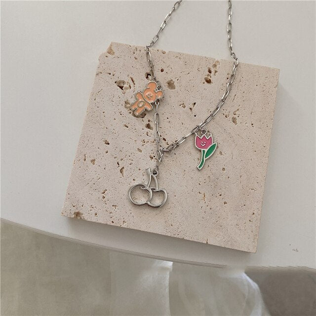 HUANZHI 2022 Colorful Star Butterfly Bear Necklace Titanium Steel Pendants Metal Necklaces for Women Unisex Jewelry Accessories