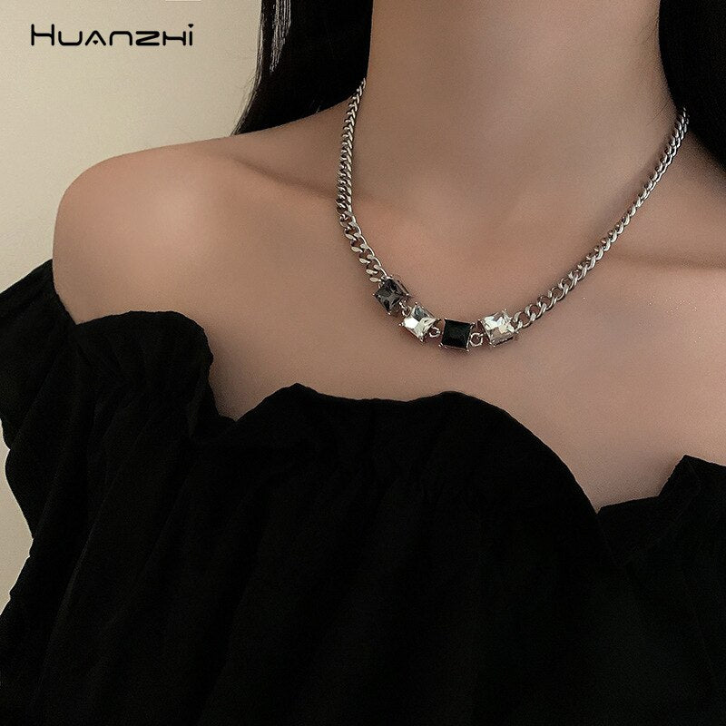HUANZHI 2021 INS Metal Zircon Titanium Steel Chain Crystal Geometric Clavicle Necklace for Women Girls Party Jewelry Gifts