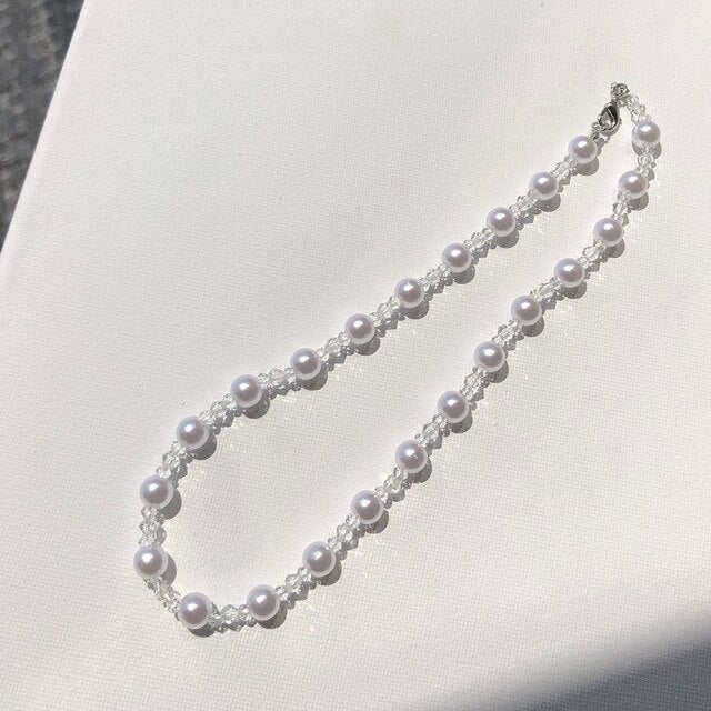 HUANZHI 2022 Vintage Colourful Pearl Choker Resin Flower Transparent Beads Pink Crystal Necklace for Women Wedding Jewelry