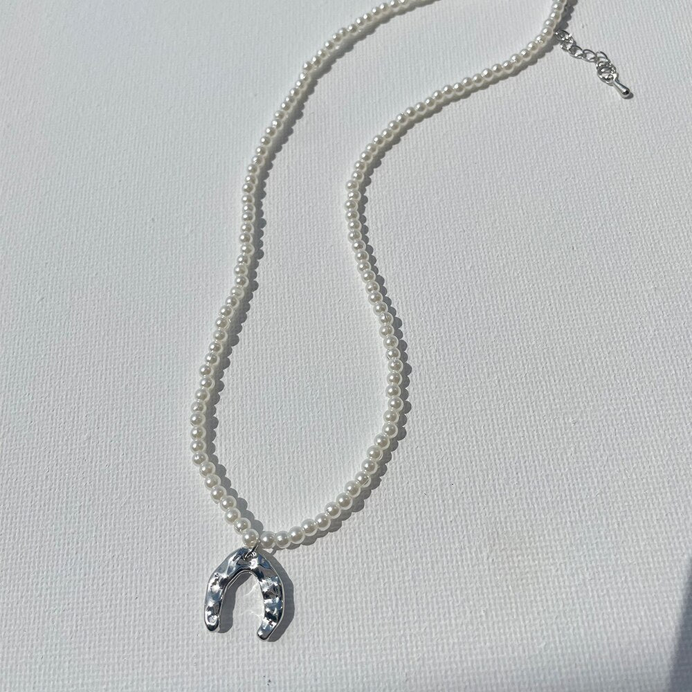 HUANZHI 2022 Vintage Colourful Pearl Choker Resin Flower Transparent Beads Pink Crystal Necklace for Women Wedding Jewelry