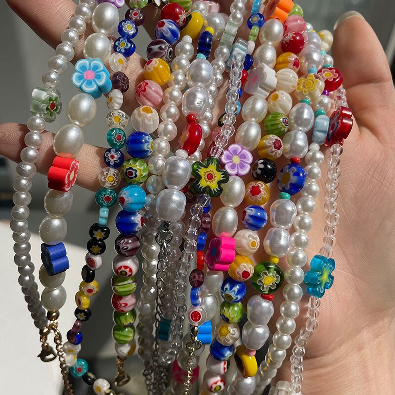 HUANZHI Bohemia Transparent Irregular Flowers Colorful Bead Pearl Pendant Metal Chain Necklace for Women Girls Vacation Jewelry