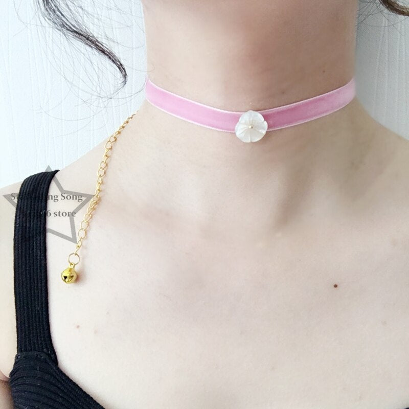 Handmade 14MM Natural Flower Shell Pendant & Pink Velvet Ribbon Rope Jewelry Choker Necklaces