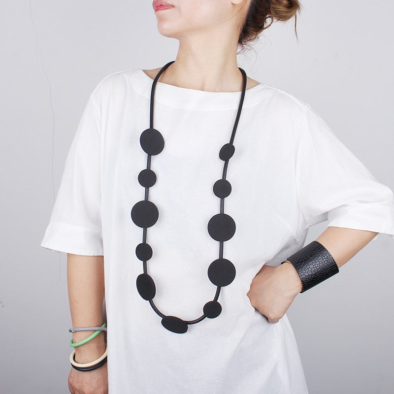 Handmade Statement Long Necklace For Mom Goth Large Round Beads Foam Rubber Pendant Necklace Retro Women Clothes Jewellery Decor