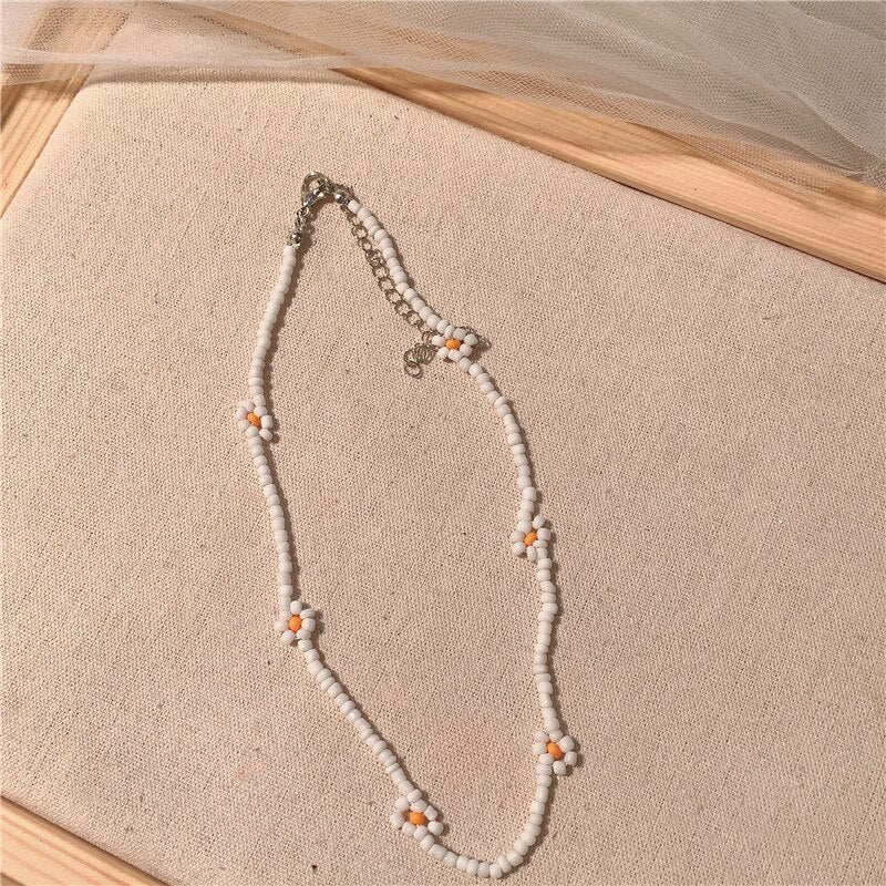 HangZhi 2021  5 pcs/set Daisy Flower Colorful Beads Clavicle Choker Necklace for Women Girls Spring Summer Jewelry