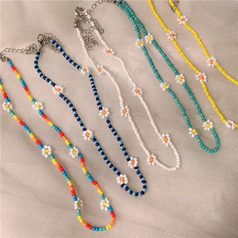 HangZhi 2021  5 pcs/set Daisy Flower Colorful Beads Clavicle Choker Necklace for Women Girls Spring Summer Jewelry