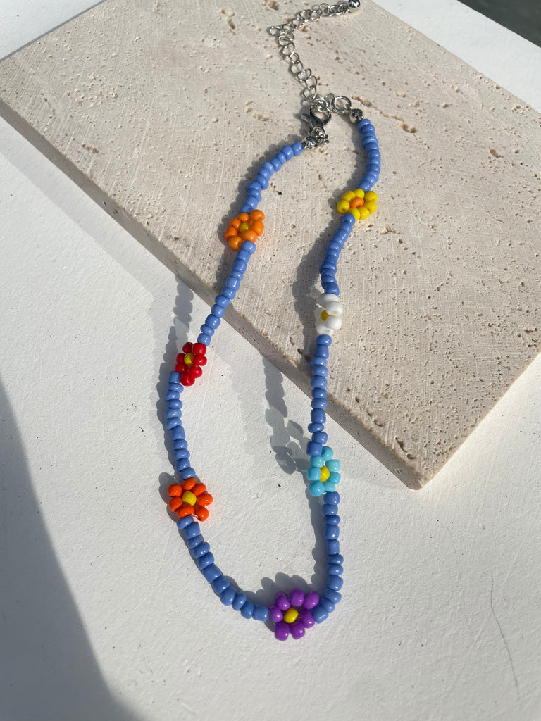 HangZhi 2021  5 pcs/set Daisy Flower Colorful Beads Clavicle Choker Necklace for Women Girls Spring Summer Jewelry