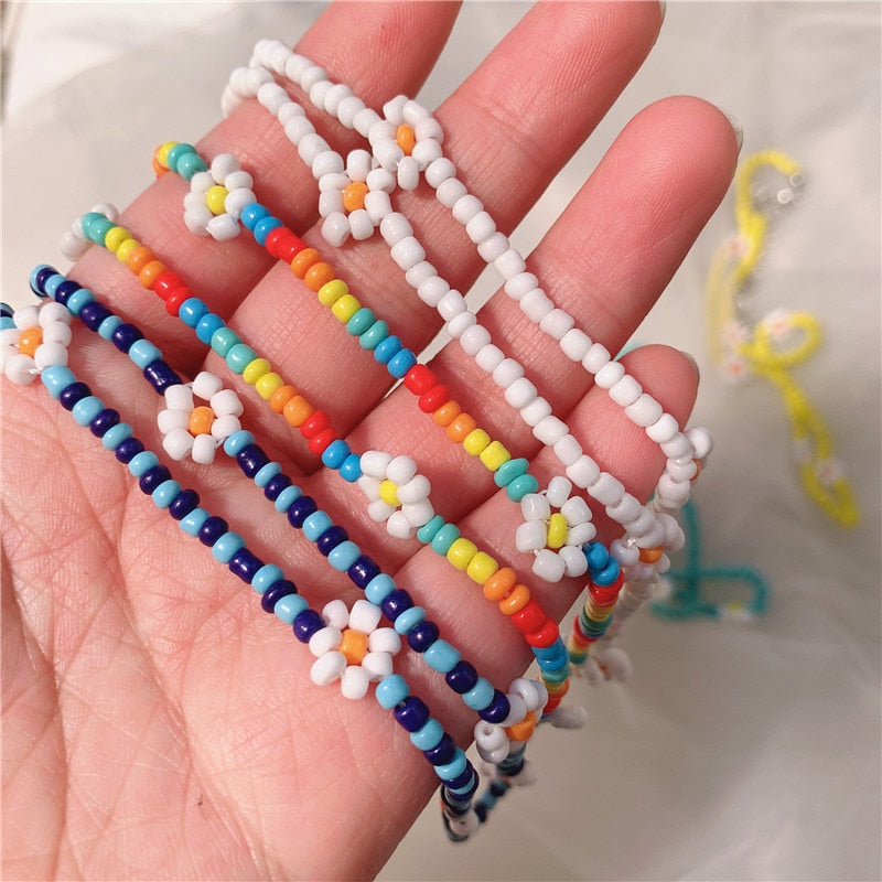 HangZhi 2021  5 pcs/set Daisy Flower Colorful Beads Clavicle Choker Necklace for Women Girls Spring Summer Jewelry